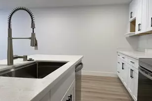 965 Shorepoint Ct, Alameda, CA 94501 - Photo 6