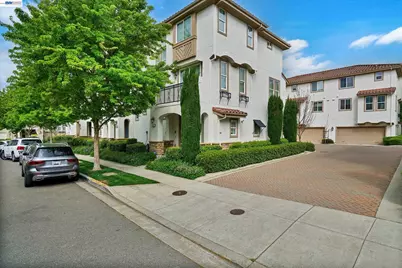 118 Selby Ln #4, Livermore, CA 94551 - Photo 4