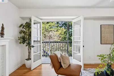 39 Chatsworth Ct, Oakland, CA 94611 - Photo 54