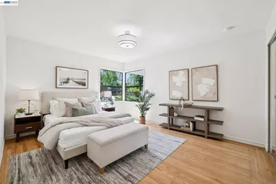 39 Chatsworth Ct, Oakland, CA 94611 - Photo 36