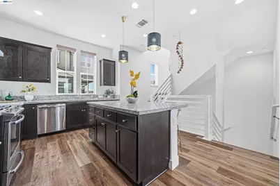 37645 Bay Crest Rd, Newark, CA 94560 - Photo 10