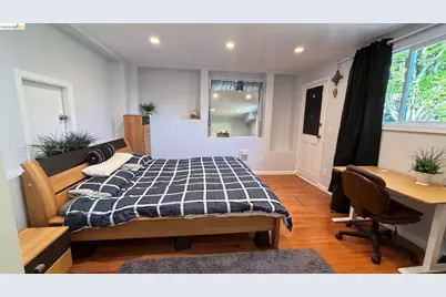 135 Alta Rd, Oakland, CA 94618 - Photo 26