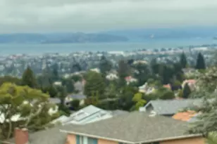 135 Alta Rd, Oakland, CA 94618 - Photo 22