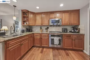 466 Crystalline Dr, Fremont, CA 94539 - Photo 14