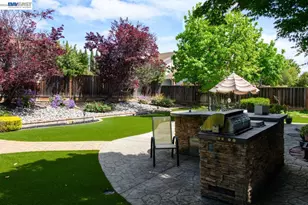 466 Crystalline Dr, Fremont, CA 94539 - Photo 4