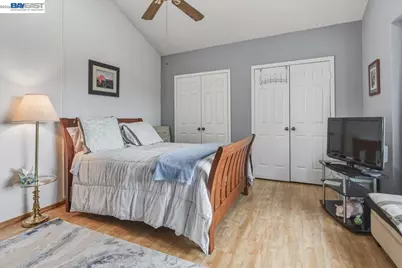 466 Crystalline Dr, Fremont, CA 94539 - Photo 32