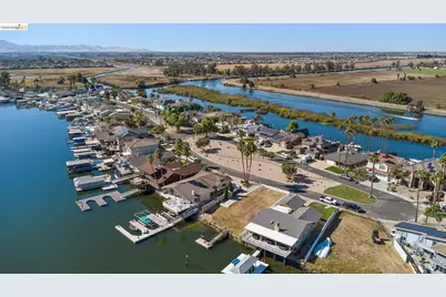 4475 Discovery Pt, Discovery Bay, CA 94505 - Photo 2