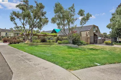 1130 Fontana Drive, Alameda, CA 94502 - Photo 44