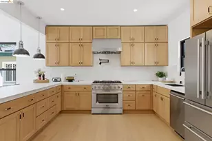 714 Walavista Ave, Oakland, CA 94610 - Photo 28