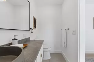 714 Walavista Ave, Oakland, CA 94610 - Photo 56