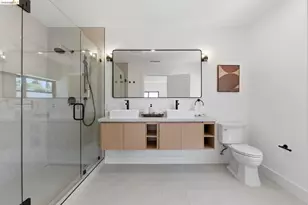 714 Walavista Ave, Oakland, CA 94610 - Photo 42