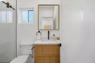 714 Walavista Ave, Oakland, CA 94610 - Photo 36