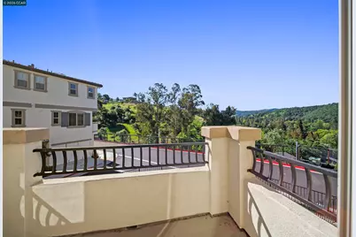 313 Laurel Knoll Dr, Martinez, CA 94553 - Photo 10