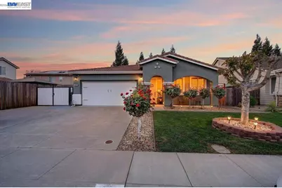 469 Monte Oro St, Manteca, CA 95337 - Photo 2