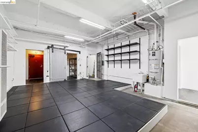 958 28th St #21, Oakland, CA 94608 - Photo 4