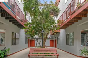 958 28th St, Oakland, CA 94608 - Photo 28