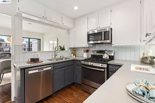 312 Tideway Dr, Alameda, CA 94501 - Photo 22