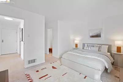 802 Delaware St #APT 202, San Mateo, CA 94401 - Photo 20