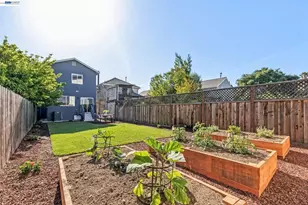 2431 Linden St, Oakland, CA 94607 - Photo 32
