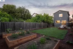 2431 Linden St, Oakland, CA 94607 - Photo 34