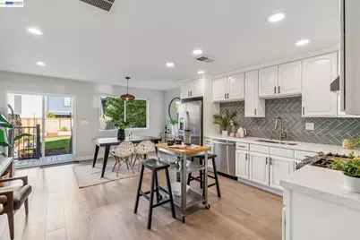 2431 Linden Street, Oakland, CA 94607 - Photo 10