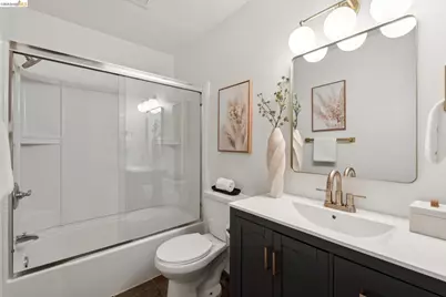 199 Montecito Ave. #107, Oakland, CA 94610 - Photo 26