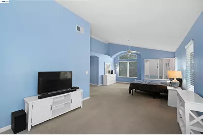 2065 Seville Dr, Tracy, CA 95377 - Photo 26