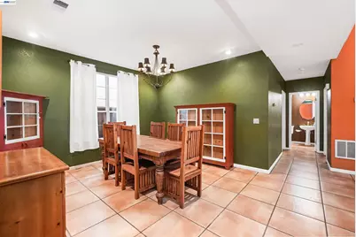 2065 Seville Dr, Tracy, CA 95377 - Photo 10