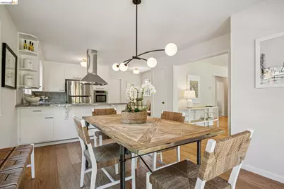 4 Camelford Ct, Moraga, CA 94556 - Photo 10