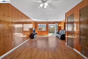 8373 Locust Pl, Dublin, CA 94568 - Photo 6