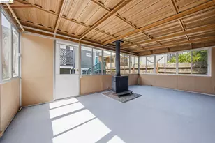 3316 Market St, Oakland, CA 94608 - Photo 52