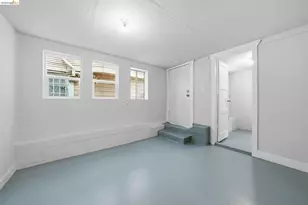 3316 Market St, Oakland, CA 94608 - Photo 30