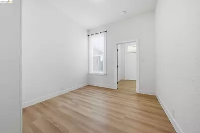 3316 Market St, Oakland, CA 94608 - Photo 16