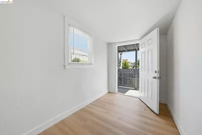 3316 Market St, Oakland, CA 94608 - Photo 22