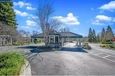 83 Tahoe Ct #203, San Ramon, CA 94582 - Photo 32