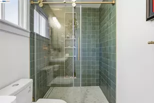 5605 16th St, Oakland, CA 94621 - Photo 18