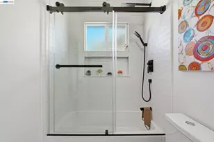 5605 16th St, Oakland, CA 94621 - Photo 22