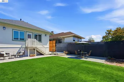5605 16th St, Oakland, CA 94621 - Photo 26