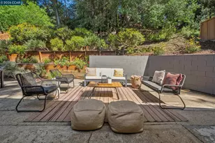 6728 Aitken Dr, Oakland, CA 94611 - Photo 38