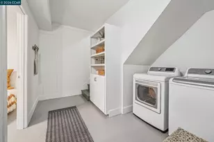 6728 Aitken Dr, Oakland, CA 94611 - Photo 32