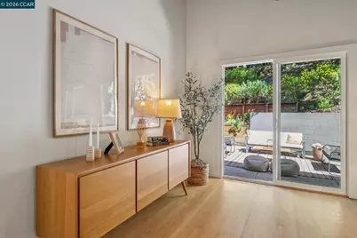 6728 Aitken Dr, Oakland, CA 94611 - Photo 36