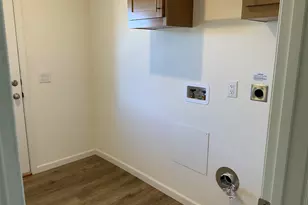 214 Maui Dr, Pittsburg, CA 94565 - Photo 32