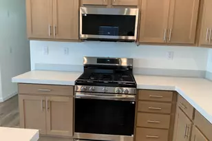 214 Maui Dr, Pittsburg, CA 94565 - Photo 12