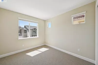 122 Creek View Cir, Fairfield, CA 94533 - Photo 30
