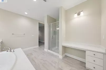 122 Creek View Cir, Fairfield, CA 94533 - Photo 26