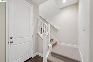 122 Crk Vw Cir, Fairfield, CA 94533 - Photo 14