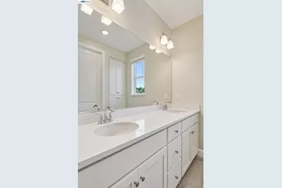 122 Creek View Cir, Fairfield, CA 94533 - Photo 48