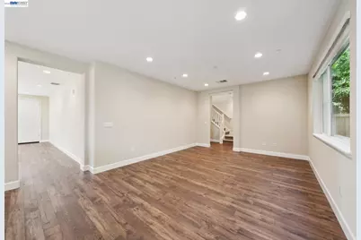 122 Creek View Cir, Fairfield, CA 94533 - Photo 14