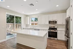 122 Crk Vw Cir, Fairfield, CA 94533 - Photo 10