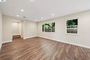 122 Crk Vw Cir, Fairfield, CA 94533 - Photo 12